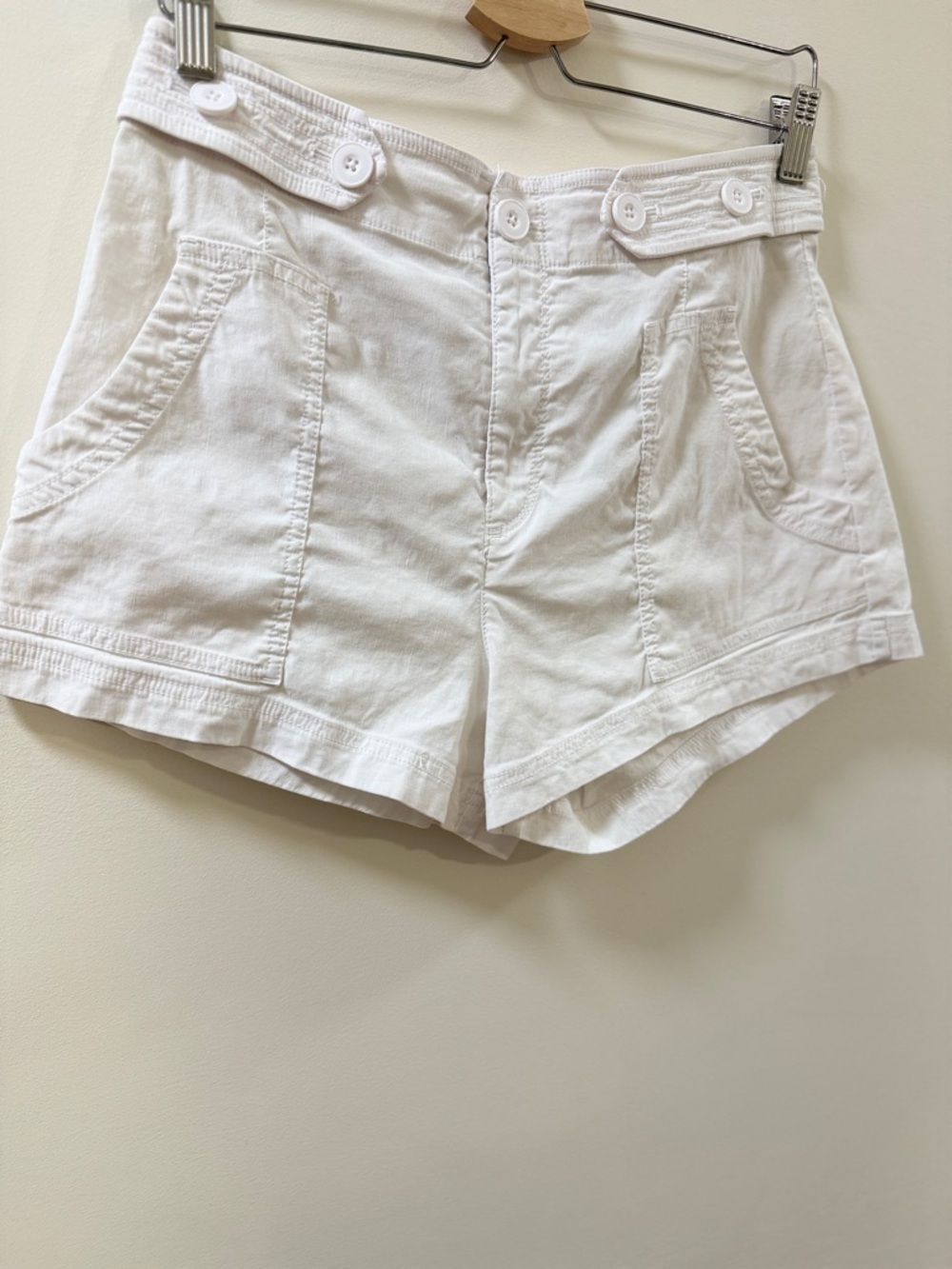 Maeve Anthropologie White Button Front Shorts High Rise Cotton Pockets - Size 6